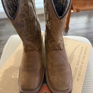 Ladies Laredo Cowboy Boots - Brown